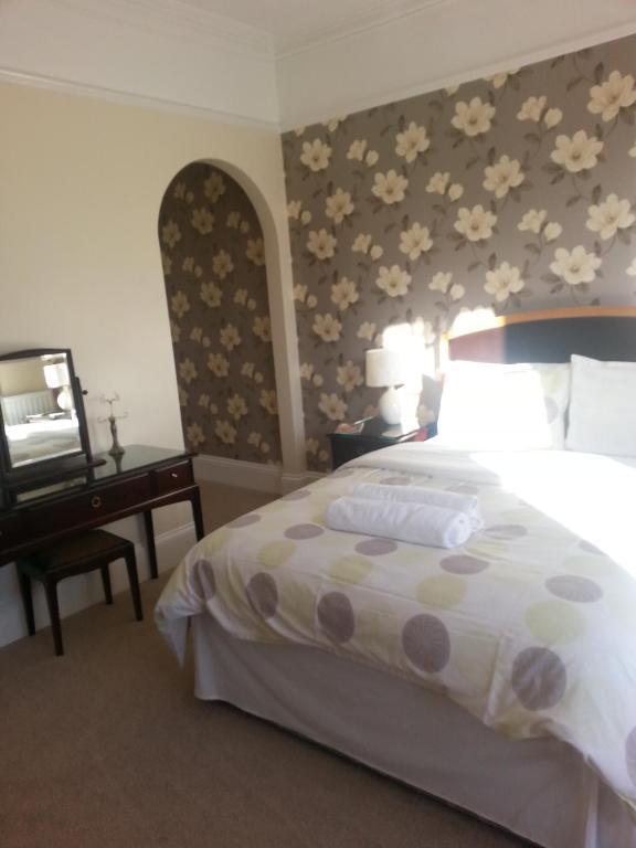 Mulberry House Otel Torquay Oda fotoğraf